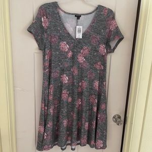 NWT TORRID SIZE 1 FLORAL SWEATER DRESS